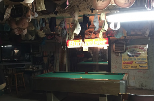 Irv's Basement Bar | Runinout Food Fun Fashion